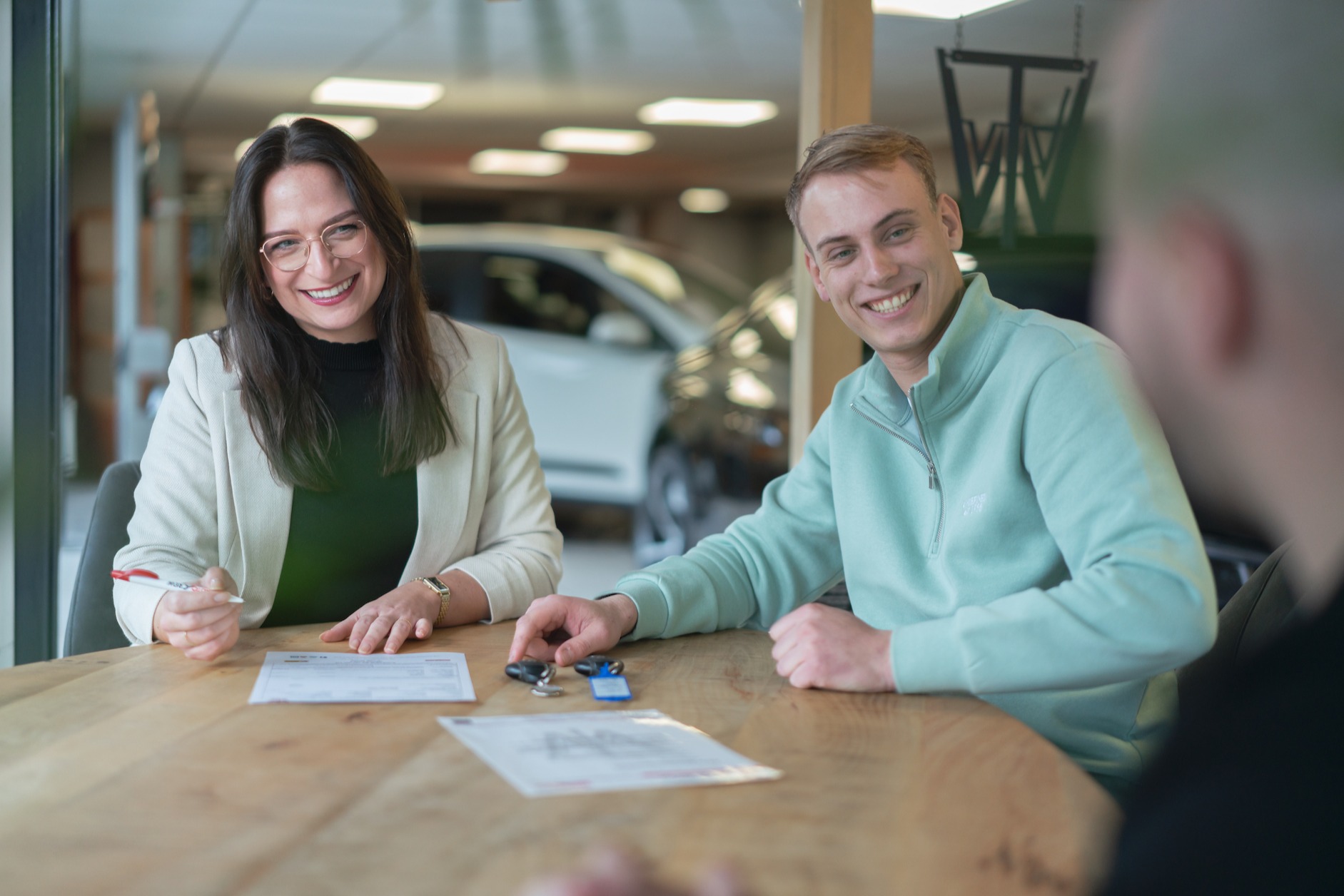 Gallery gallery_images_2_1_17659727141475429414.jpg  | Autobedrijf Wil van der Tol