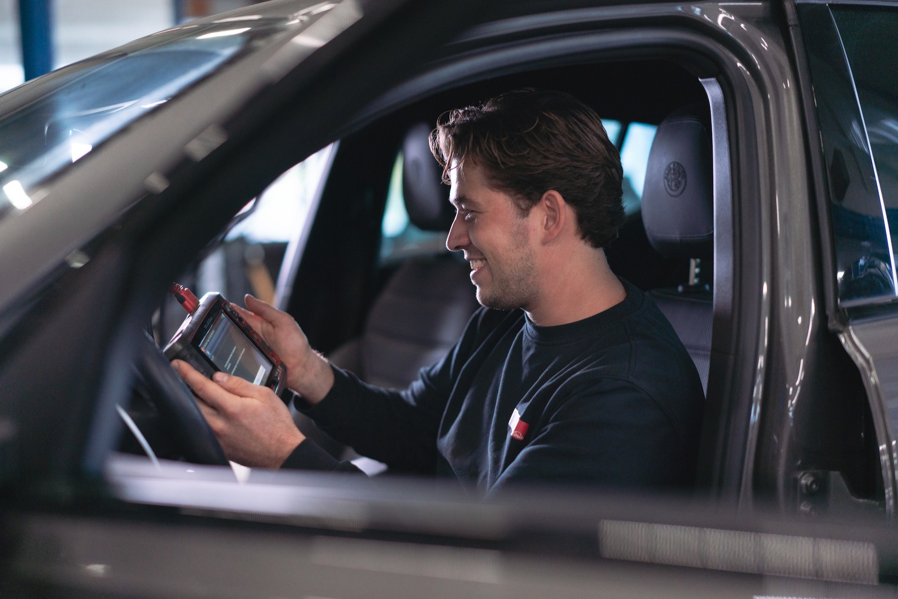 Gallery gallery_images_2_2_17659727141406025364.jpg  | Autobedrijf Wil van der Tol