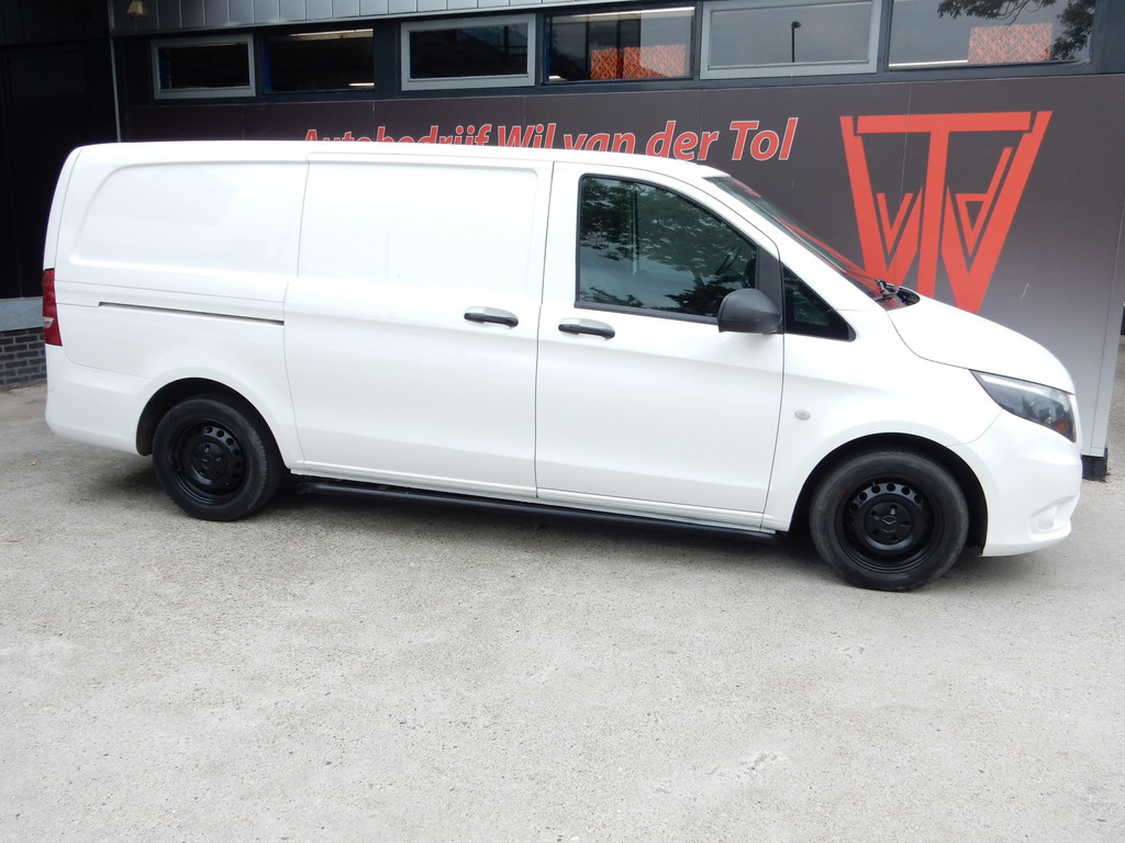 Mercedes-Benz Vito 111 CDI L2 PROF. PLUS | EURO 6! | TREKHAAK | LEER | NAVIGATIE | NIEUWE APK!! 32995387-0.jpg | Autobedrijf Wil van der Tol
