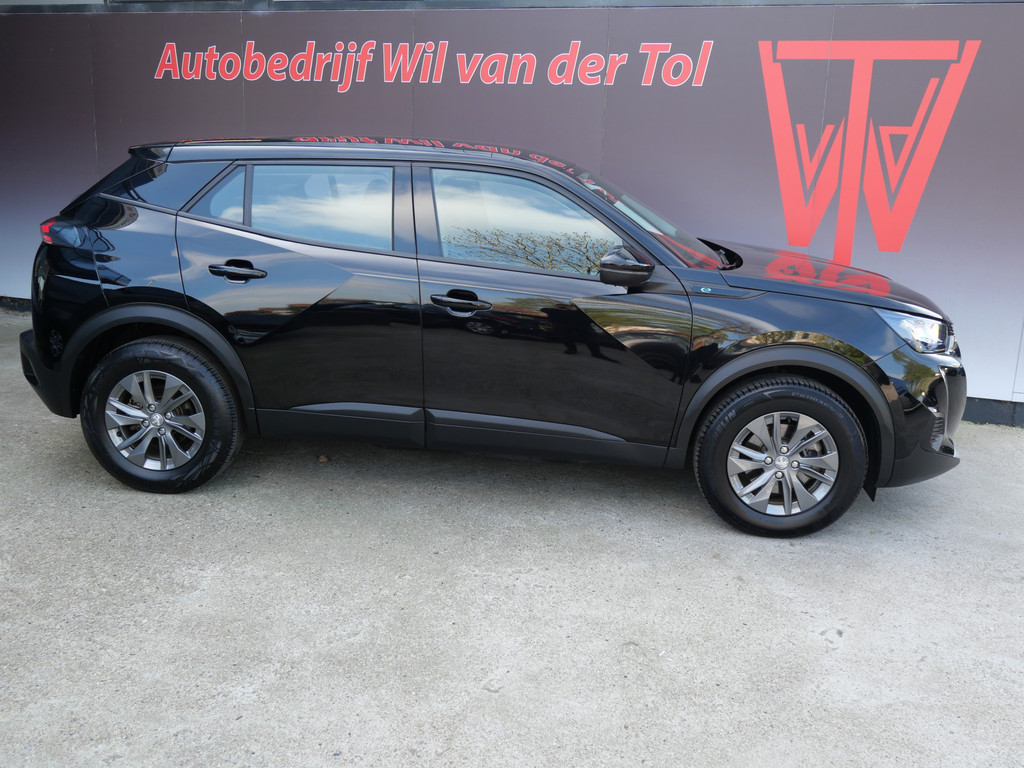 Peugeot e-2008 EV ACTIVE PACK 50 kWh | LED | NAVIGATIE | CARPLAY | CAMERA | 12-2021 | SOH 90%!! 43956898-0.jpg | Autobedrijf Wil van der Tol