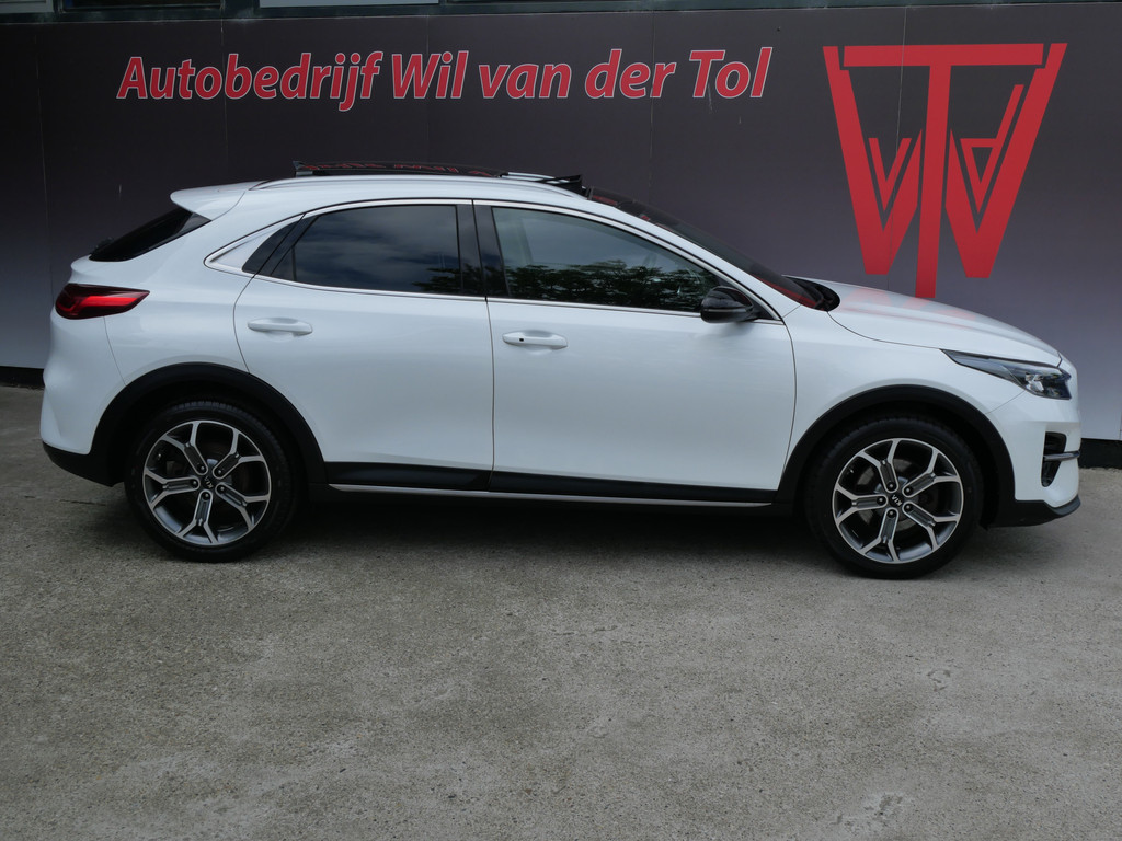 Kia XCeed 1.6 GDi PHEV EXECUTIVELINE | PANORAMA | LEER | A.C.C. | LED | 18" | CARPLAY | CAMERA!! 45130146-0.jpg | Autobedrijf Wil van der Tol