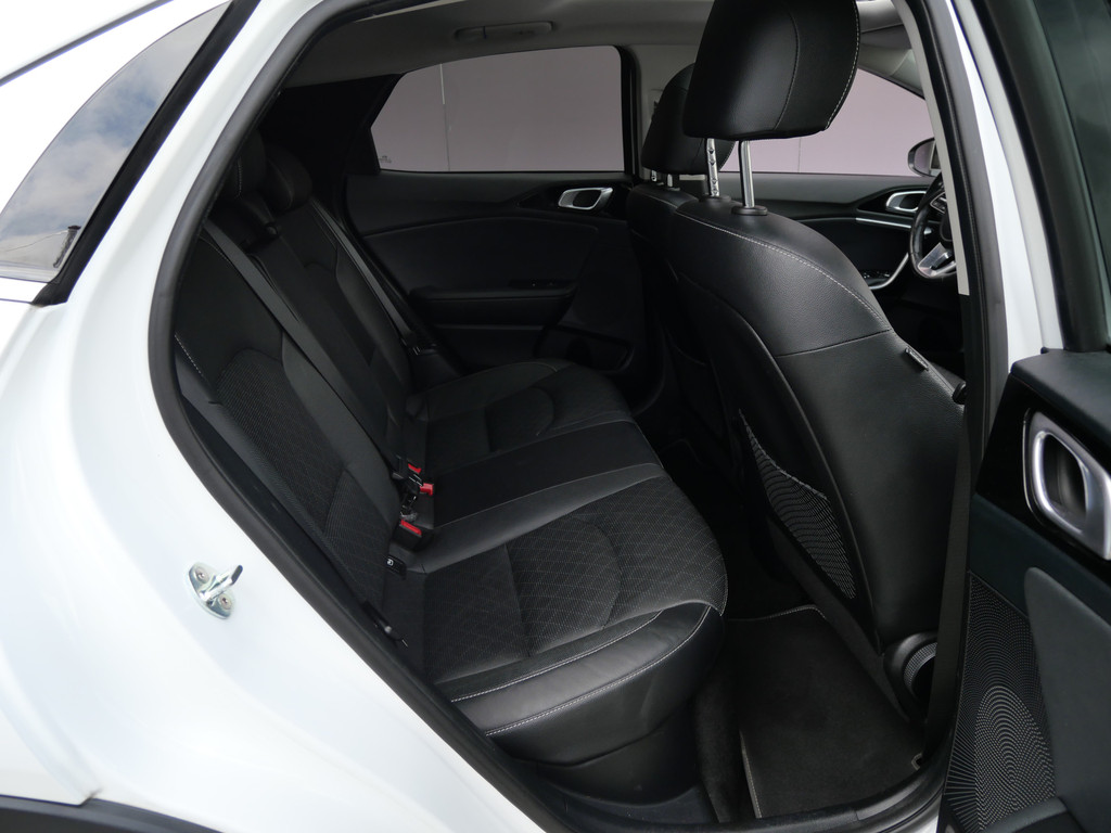 Kia XCeed 1.6 GDi PHEV EXECUTIVELINE | PANORAMA | LEER | A.C.C. | LED | 18" | CARPLAY | CAMERA!! 45130146-7.jpg | Autobedrijf Wil van der Tol