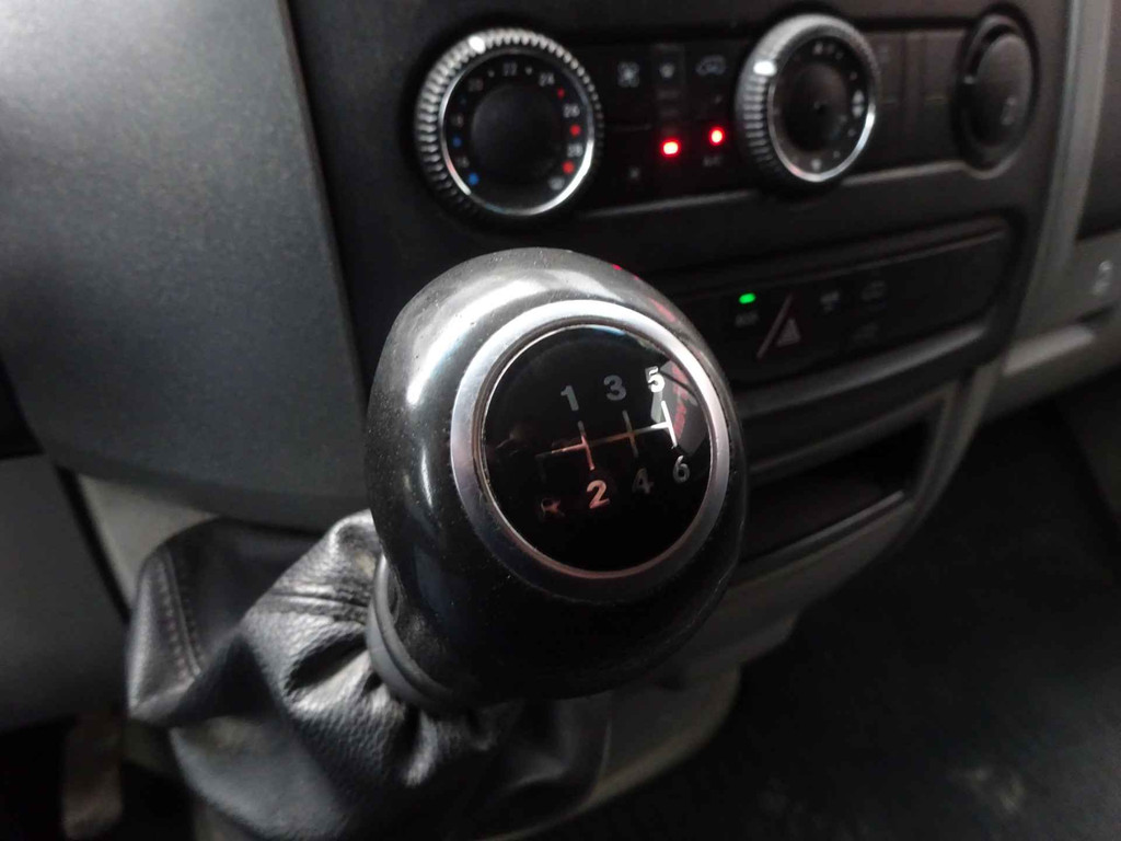 Mercedes-Benz Sprinter 214 2.2 CDI EURO 6! | AIRCO | NAVIGATIE | CRUISE | TREKHAAK | 3-ZITS | NIEUWE APK!! 46919618-7.jpg | Autobedrijf Wil van der Tol