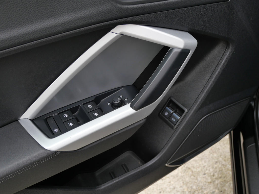Audi Q3 45 TFSIe EDITION | PANORAMA | B&O | A.C.C. | CAMERA | PLUG IN HYBRID | ALL-IN!! 47179947-15.jpg | Autobedrijf Wil van der Tol
