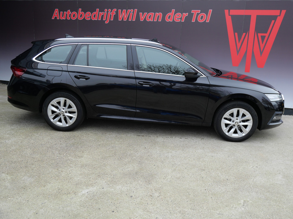 Škoda Octavia Combi 1.0 TSI BUSINESS | PANORAMA | DIGI DASH | LED | TREKHAAK | DEALER O-H!! 48670171-0.jpg | Autobedrijf Wil van der Tol