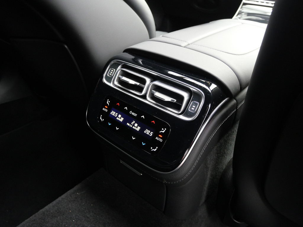 Mercedes-Benz S-Klasse 580e LANG AMG LINE | PANO | 3D | SOFTCLOSE | LUCHTVERING | MASSAGE!! 49636152-11.jpg | Autobedrijf Wil van der Tol