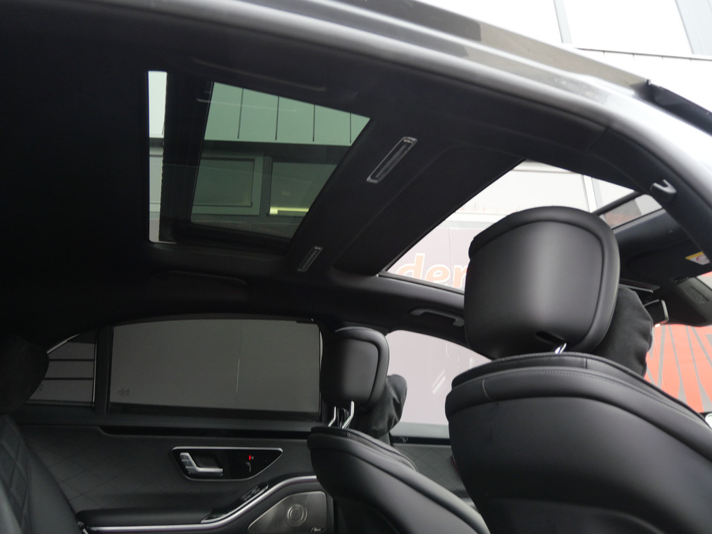 Mercedes-Benz S-Klasse 580e LANG | AMG | PANO | SOFTCLOSE | NL-AUTO | MASSAGE | 3D DISPLAY | LUCHTVERING!! 49636152-18.jpg | Autobedrijf Wil van der Tol
