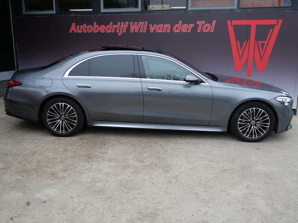 Mercedes-Benz S-Klasse 580e LANG AMG LINE | PANO | 3D | SOFTCLOSE | LUCHTVERING | MASSAGE!! 49636152-3.jpg | Autobedrijf Wil van der Tol