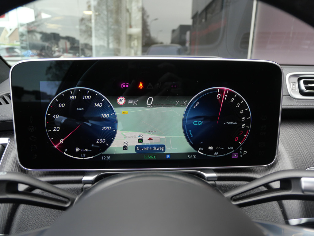 Mercedes-Benz S-Klasse 580e LANG | AMG | PANO | SOFTCLOSE | NL-AUTO | MASSAGE | 3D DISPLAY | LUCHTVERING!! 49636152-31.jpg | Autobedrijf Wil van der Tol