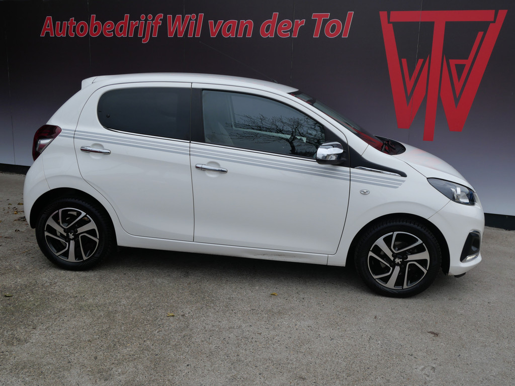 Peugeot 108 1.0 e-VTi COLLECTION | CLIMA | CARPLAY | CAMERA | ALL-SEASON | APK 11-2026! 49639324-0.jpg | Autobedrijf Wil van der Tol