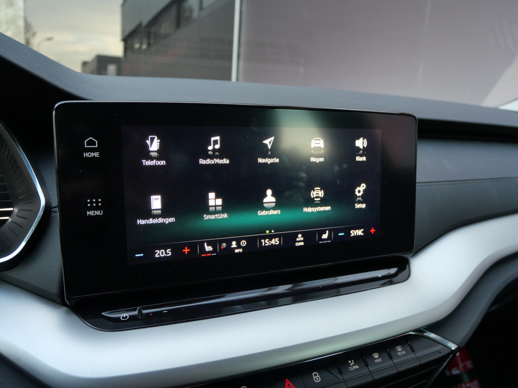 Škoda Octavia Combi 1.0 e-TSI BUSINESS EDITION | AUTOMAAT | LED | TREKHAAK | BTW-AUTO!! 50259008-15.jpg | Autobedrijf Wil van der Tol