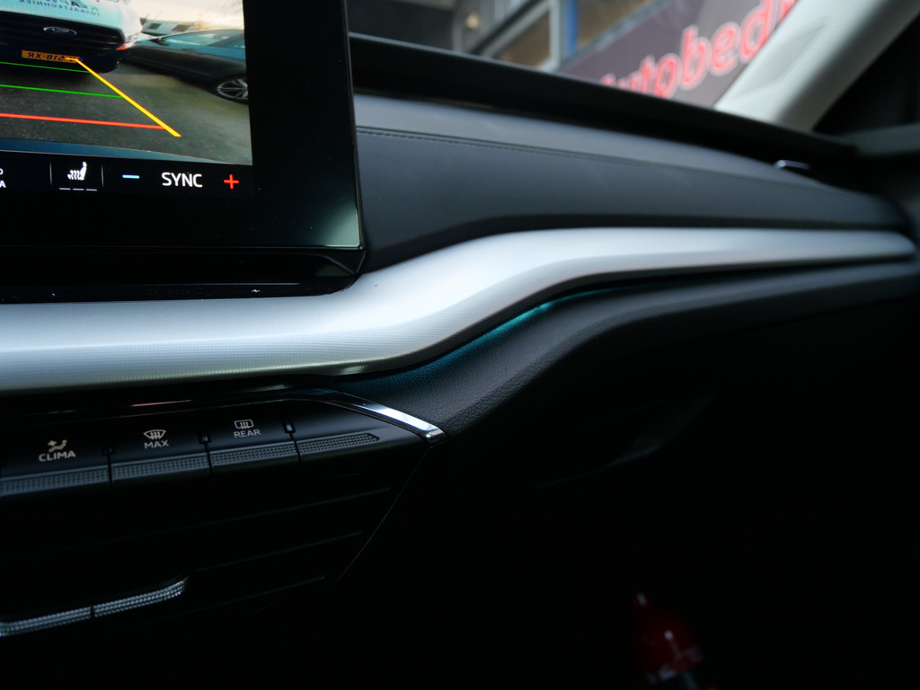 Škoda Octavia Combi 1.0 e-TSI BUSINESS EDITION | AUTOMAAT | LED | TREKHAAK | BTW-AUTO!! 50259008-19.jpg | Autobedrijf Wil van der Tol