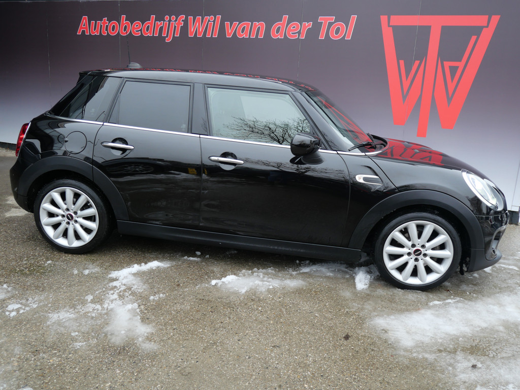 MINI Cooper 1.5 CHILI | 5-DRS | AUTOMAAT | NAVIGATIE | LED | KEYLESS | 12-2019 | FACELIFT!! 50470472-0.jpg | Autobedrijf Wil van der Tol