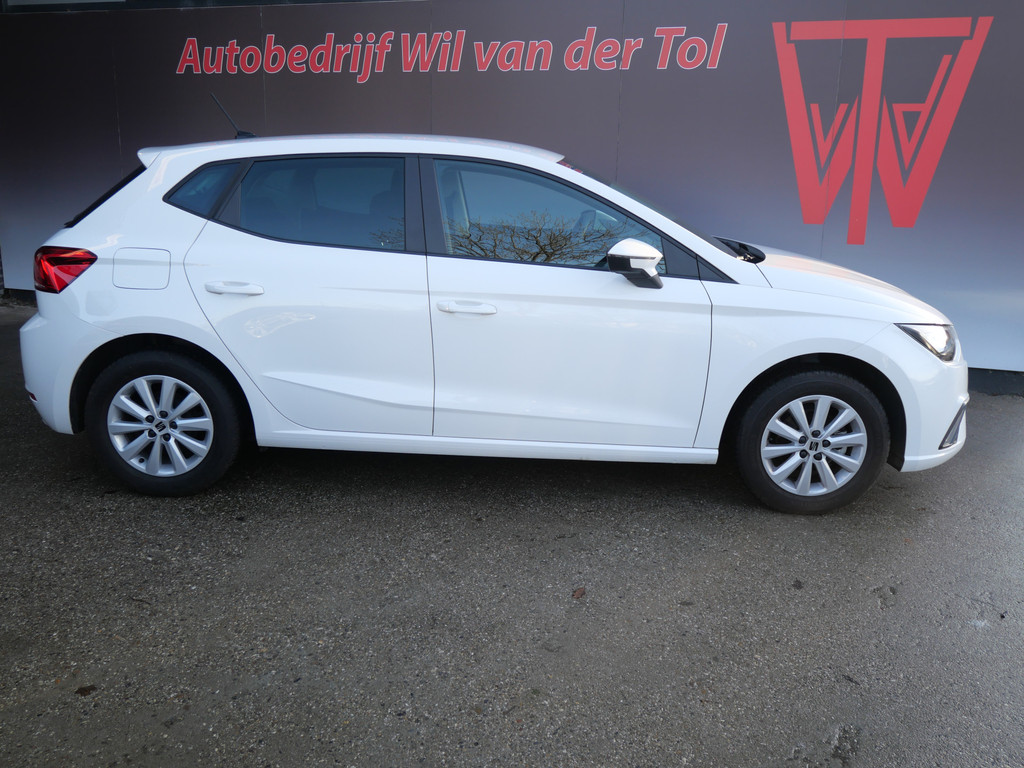 SEAT Ibiza 1.0 STYLE | CRUISE | CLIMA | CARPLAY | LED | ALL-SEASON | FABRIEKSGARANTIE!! 50661840-0.jpg | Autobedrijf Wil van der Tol