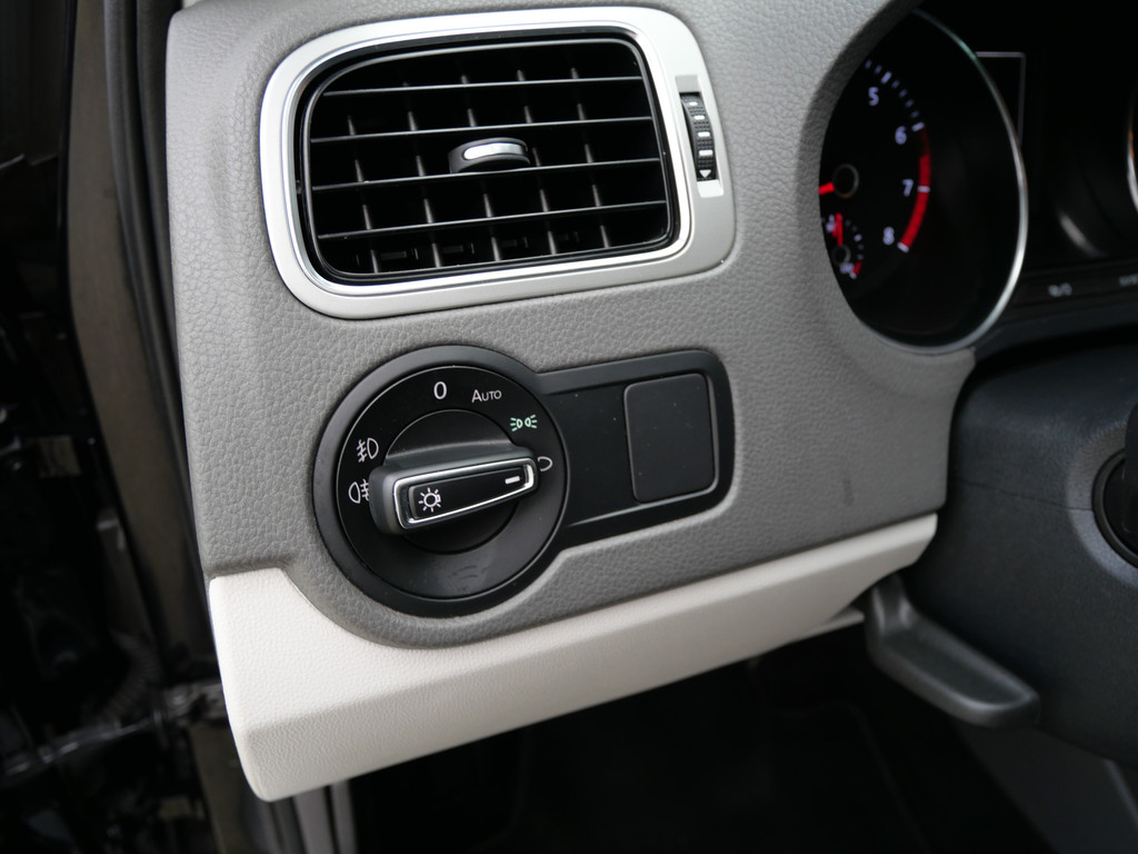 Volkswagen Polo 1.2 TSI BEATS R-LINE | CRUISE | NAVIGATIE | LED | ALCANTARA | GAAF!! 51555992-13.jpg | Autobedrijf Wil van der Tol