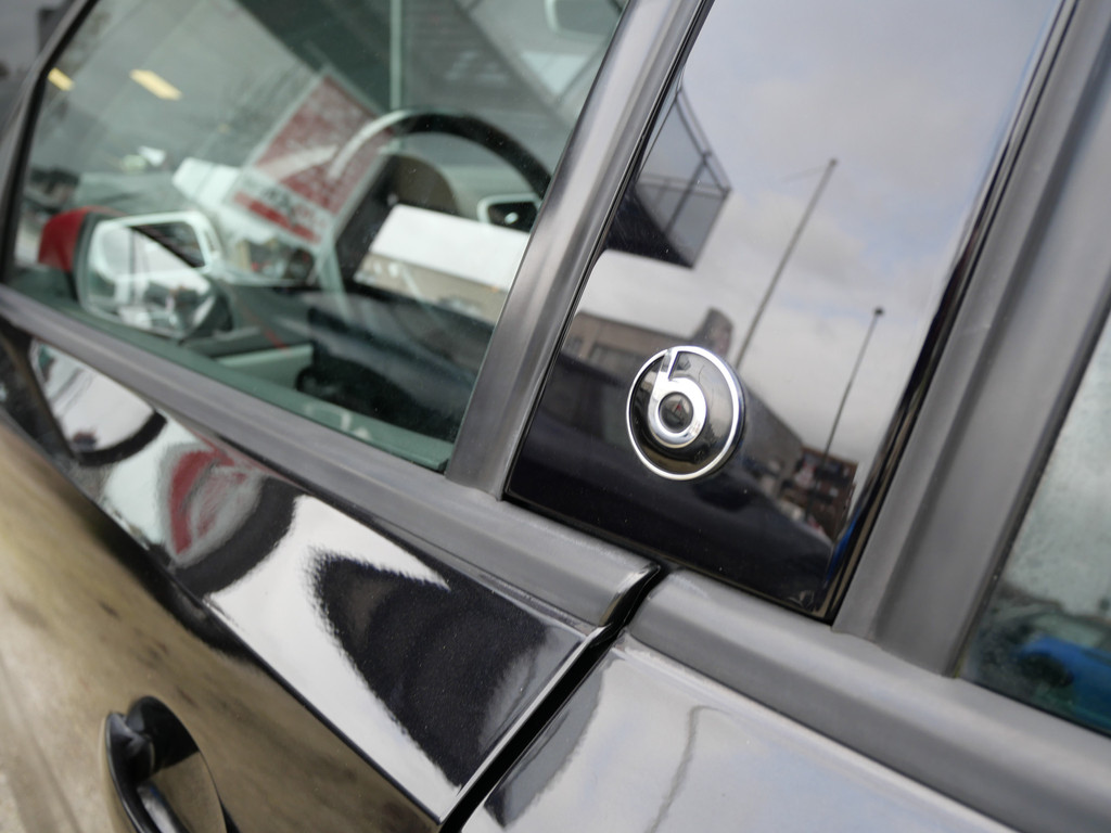 Volkswagen Polo 1.2 TSI BEATS R-LINE | CRUISE | NAVIGATIE | LED | ALCANTARA | GAAF!! 51555992-16.jpg | Autobedrijf Wil van der Tol