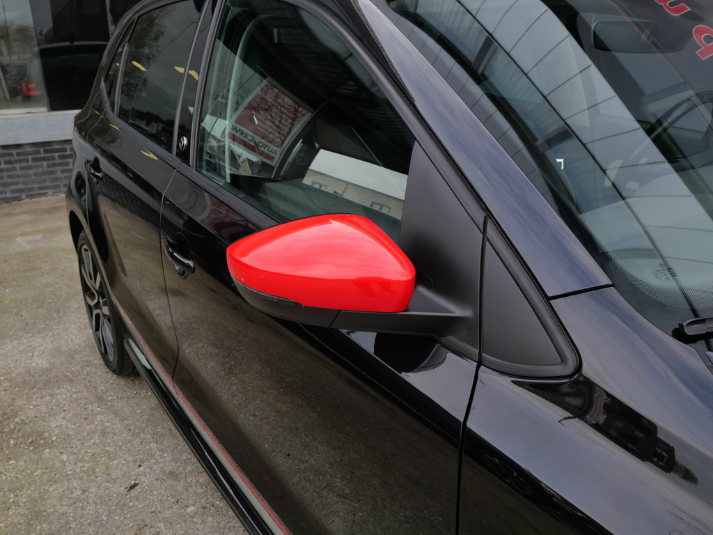 Volkswagen Polo 1.2 TSI BEATS R-LINE | CRUISE | NAVIGATIE | LED | ALCANTARA | GAAF!! 51555992-5.jpg | Autobedrijf Wil van der Tol