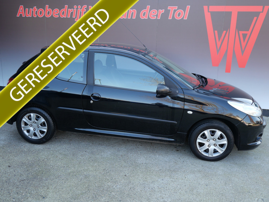 Peugeot 206 + 1.4 XS | AIRCO | ELEKT. RAMEN | NL-AUTO | NIEUWE APK!! 51697639-0.jpg | Autobedrijf Wil van der Tol