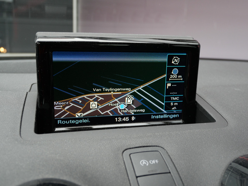 Audi A1 Sportback 1.0 TFSI S-LINE | NAVI | CLIMA | ALL-SEASON | RIEM V.V | ALL-IN!! 51887231-13.jpg | Autobedrijf Wil van der Tol