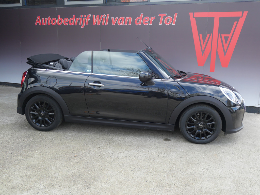 MINI Cooper Cabrio 1.5 | AUTOMAAT | LED | HALF-LEER | FACELIFT | BTW-AUTO!! 52476263-0.jpg | Autobedrijf Wil van der Tol