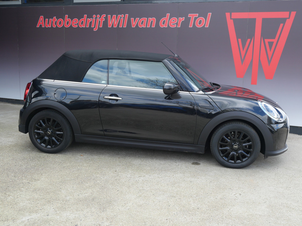 MINI Cooper Cabrio 1.5 | AUTOMAAT | LED | HALF-LEER | FACELIFT | BTW-AUTO!! 52476263-1.jpg | Autobedrijf Wil van der Tol