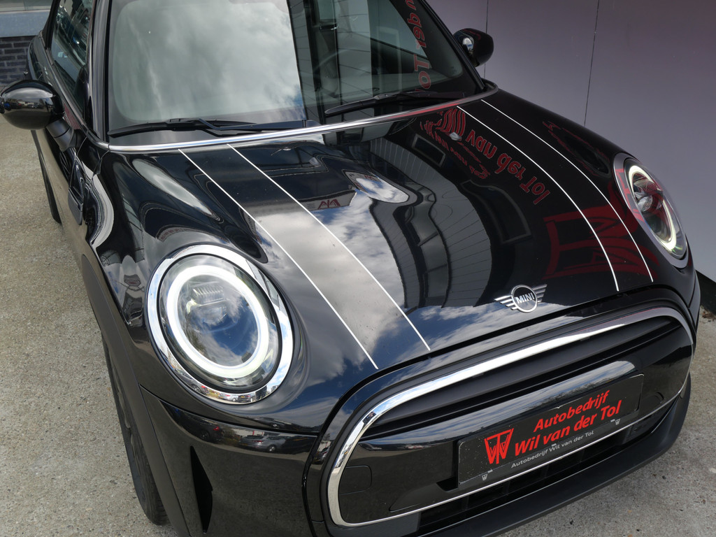 MINI Cooper Cabrio 1.5 | AUTOMAAT | LED | HALF-LEER | FACELIFT | BTW-AUTO!! 52476263-28.jpg | Autobedrijf Wil van der Tol