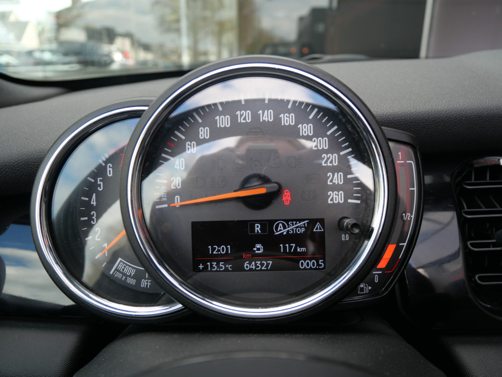 MINI Cooper Cabrio 1.5 | AUTOMAAT | LED | HALF-LEER | FACELIFT | BTW-AUTO!! 52476263-29.jpg | Autobedrijf Wil van der Tol