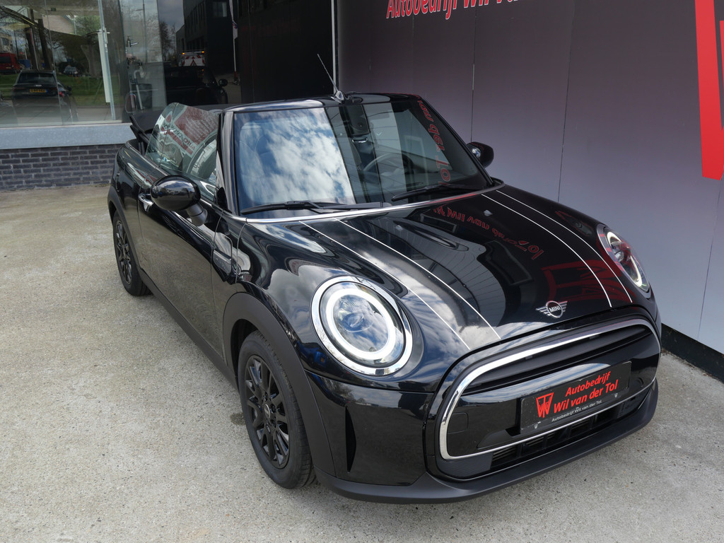 MINI Cooper Cabrio 1.5 | AUTOMAAT | LED | HALF-LEER | FACELIFT | BTW-AUTO!! 52476263-3.jpg | Autobedrijf Wil van der Tol