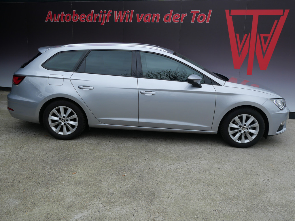 SEAT Leon ST 1.0 EcoTSI STYLE INTENSE | NAVIGATIE | CARPLAY | ALL-SEASON | TREKHAAK | APK 02-2027!! 52579465-0.jpg | Autobedrijf Wil van der Tol