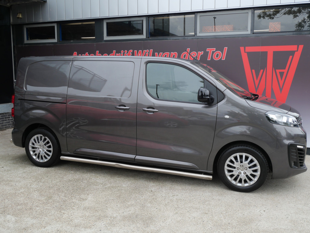 Opel Vivaro-e L2H1 INNOVATION 75 kWh | SOH 91%!! | CARPLAY | CAMERA | CRUISE | KEYLESS!! 52921210-0.jpg | Autobedrijf Wil van der Tol