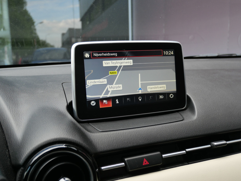 Mazda 2 1.5 Skyactiv-G GT-M | AUTOMAAT | LEER | LED | CRUISE | NAVIGATIE | NL-AUTO!! 53031413-16.jpg | Autobedrijf Wil van der Tol