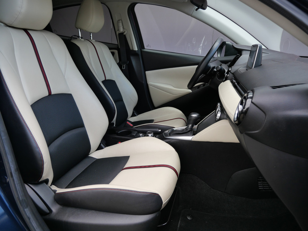 Mazda 2 1.5 Skyactiv-G GT-M | AUTOMAAT | LEER | LED | CRUISE | NAVIGATIE | NL-AUTO!! 53031413-8.jpg | Autobedrijf Wil van der Tol