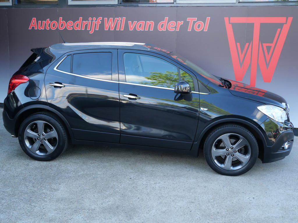 Opel Mokka 1.4T COSMO | AUTOMAAT | DAK | LEER | TREKHAAK | NAVIGATIE | APK 02-2027!! 53306954-0.jpg | Autobedrijf Wil van der Tol