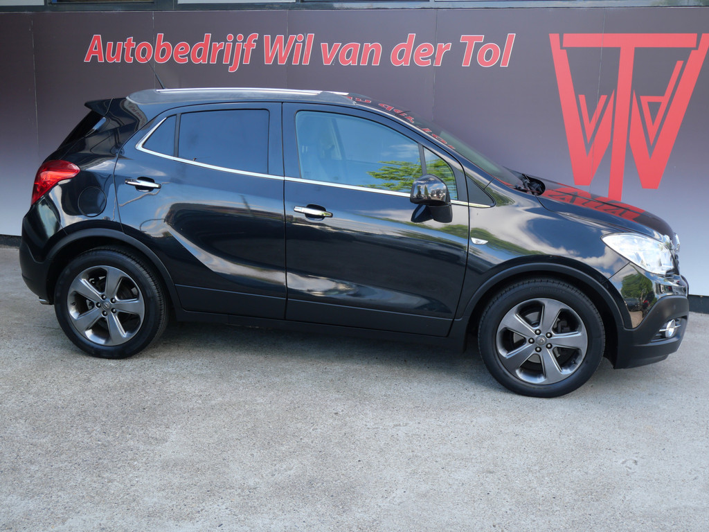 Opel Mokka 1.4T COSMO | AUTOMAAT | DAK | LEER | TREKHAAK | NAVIGATIE | APK 02-2027!! 53306954-0.jpg | Autobedrijf Wil van der Tol