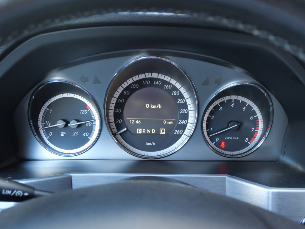 Mercedes-Benz GLK 350 4-MATIC | YOUNGTIMER | DEALER ONDERHOUDEN | ALL-SEASON | NIEUWE APK!! 53973968-18.jpg | Autobedrijf Wil van der Tol