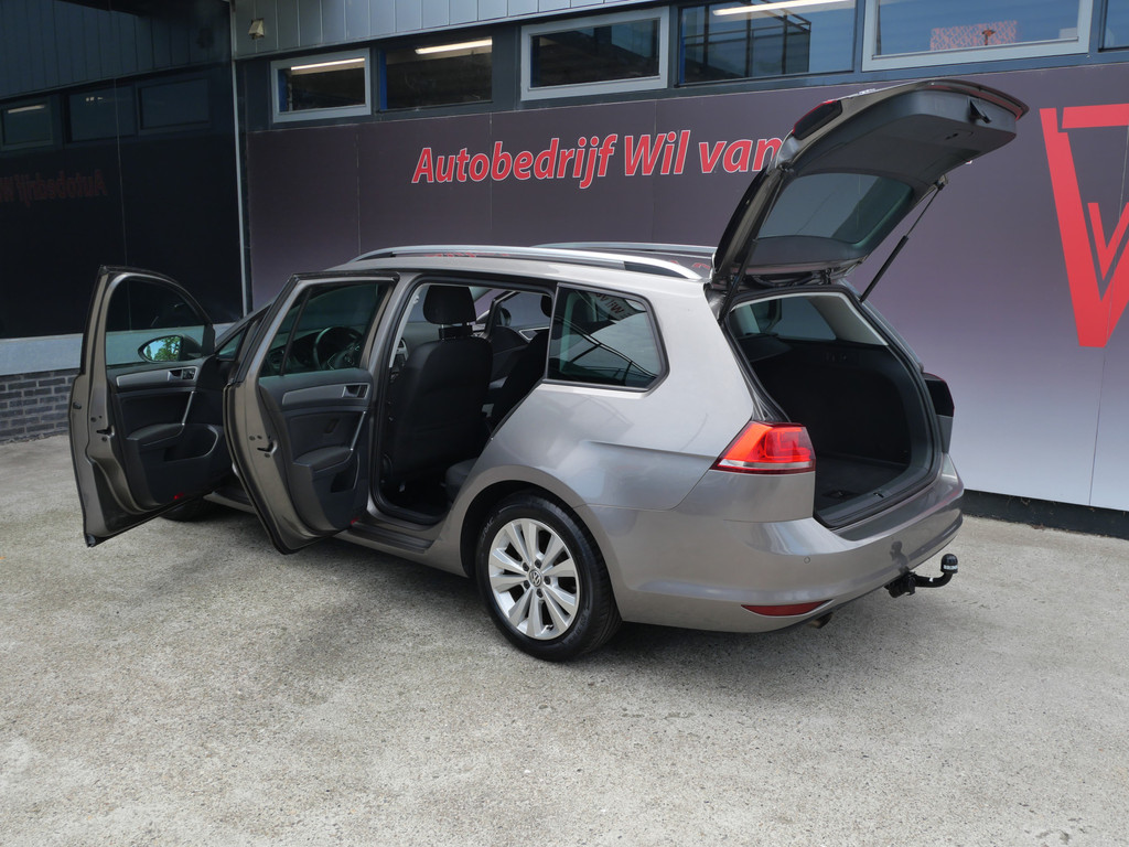 Volkswagen Golf Variant 1.0 TSI COMFORTLINE | NAVI | CRUISE | TREKHAAK | NL-AUTO | NIEUWE APK!! 54302188-6.jpg | Autobedrijf Wil van der Tol