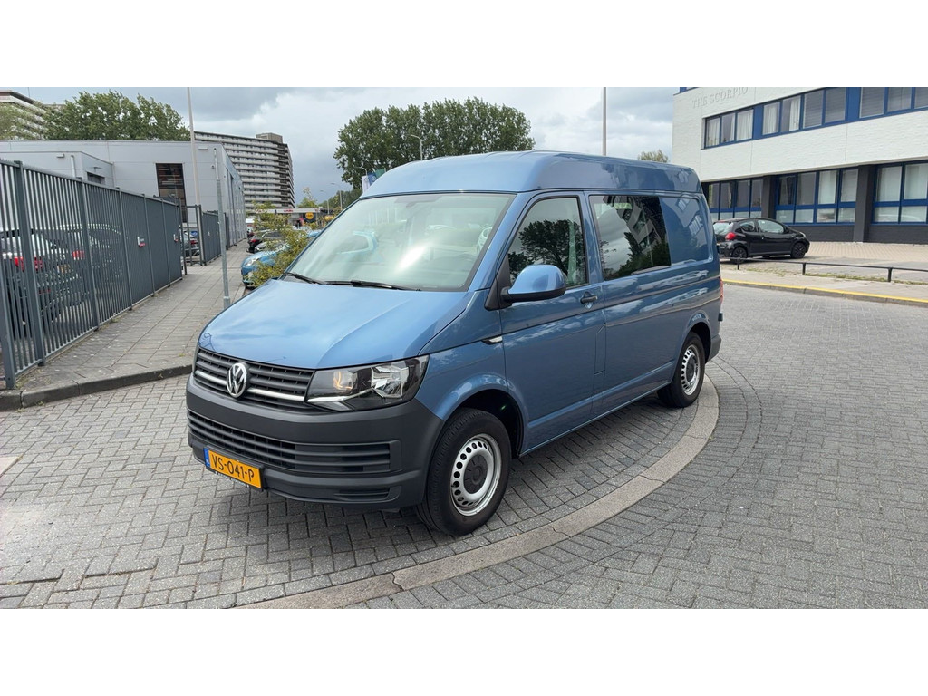 Volkswagen Transporter 2.0 TDI L1H2 TRENDLINE | ROLSTOEL BUS MET LIFT | AUTOMAAT | AIRCO | NL-AUTO!! 54353634-0.jpg | Autobedrijf Wil van der Tol