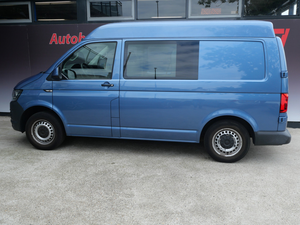 Volkswagen Transporter 2.0 TDI L1H2 TRENDLINE | ROLSTOEL BUS MET LIFT | AUTOMAAT | AIRCO | NL-AUTO!! 54353634-9.jpg | Autobedrijf Wil van der Tol
