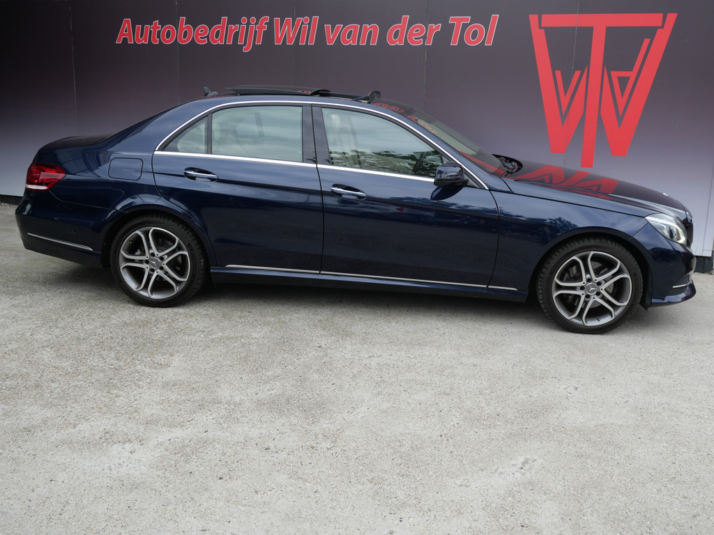 Mercedes-Benz E-Klasse 300 4MATIC PRESTIGE AVANTGARDE | PANO | A.C.C | MASSAGE | TREKHAAK | NL-AUTO!! 54437739-0.jpg | Autobedrijf Wil van der Tol