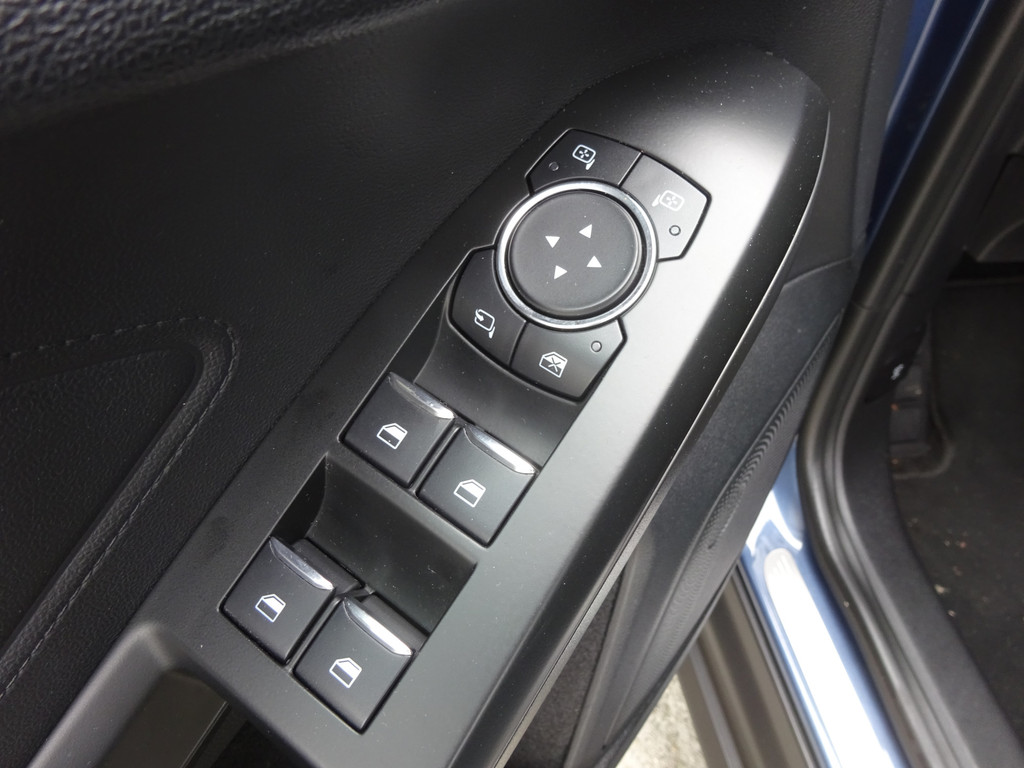 Ford Focus Wagon 1.0 ECOBOOST TITANIUM X | AUTOMAAT | A.C.C | LED | CARPLAY | ALL-SEASON!! 54445036-16.jpg | Autobedrijf Wil van der Tol