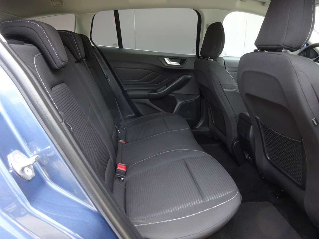 Ford Focus Wagon 1.0 ECOBOOST TITANIUM X | AUTOMAAT | A.C.C | LED | CARPLAY | ALL-SEASON!! 54445036-5.jpg | Autobedrijf Wil van der Tol