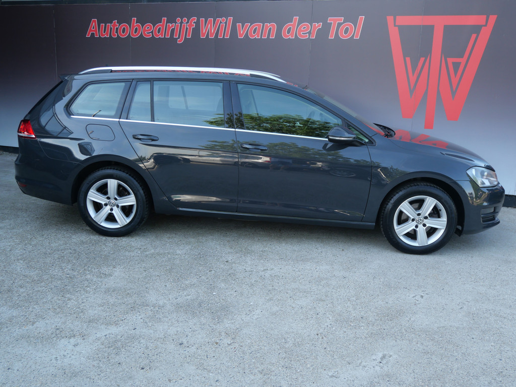 Volkswagen Golf Variant 1.2 TSI HIGHLINE | AUTOMAAT | TREKHAAK | NAVIGATIE | SPORTSTOELEN | NIEUWE APK!! 54472783-0.jpg | Autobedrijf Wil van der Tol