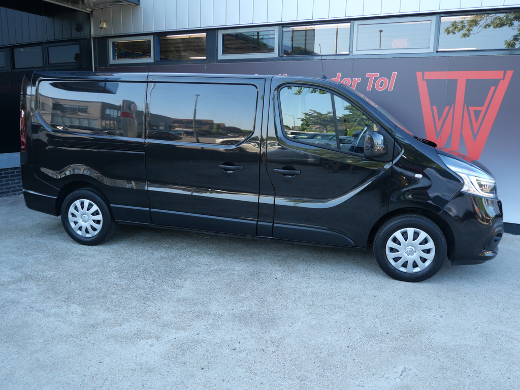 Renault Trafic 2.0 dCi T29 L2H1 WORK EDITION | NAVI | TREKHAAK | CRUISE | LED | 120 PK | EURO 6!! 54805201-0.jpg | Autobedrijf Wil van der Tol