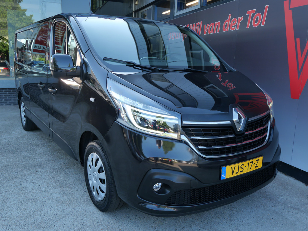 Renault Trafic 2.0 dCi T29 L2H1 WORK EDITION | NAVI | TREKHAAK | CRUISE | LED | 120 PK | EURO 6!! 54805201-1.jpg | Autobedrijf Wil van der Tol