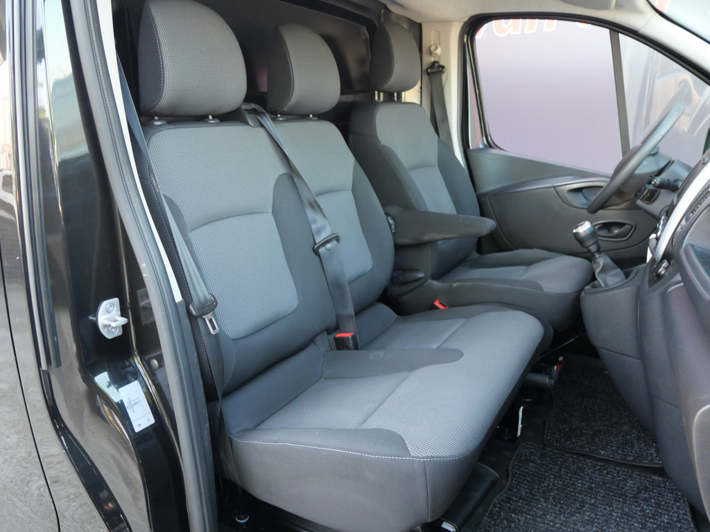 Renault Trafic 2.0 dCi T29 L2H1 WORK EDITION | NAVI | TREKHAAK | CRUISE | LED | 120 PK | EURO 6!! 54805201-4.jpg | Autobedrijf Wil van der Tol