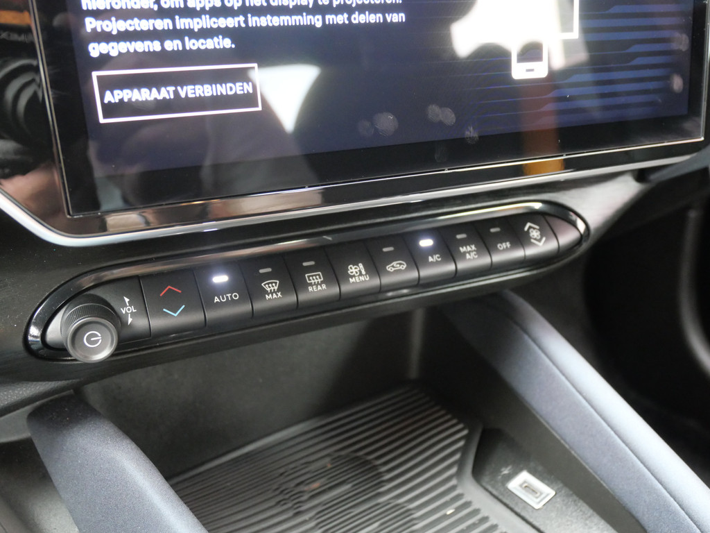 Alfa Romeo Junior 1.2 TURBO HYBRID IBRIDA | ADAPT CRUISE | CARPLAY | BTW | FABRIEKSGARANTIE!! 55964916-16.jpg | Autobedrijf Wil van der Tol