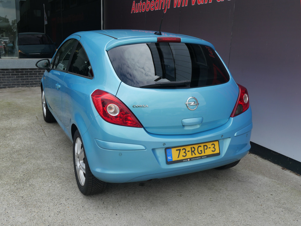 Opel Corsa 1.4 16V COSMO | AIRCO | CRUISE | NAVIGATIE | ALL-SEASON | NIEUWE APK!! 56356868-9.jpg | Autobedrijf Wil van der Tol
