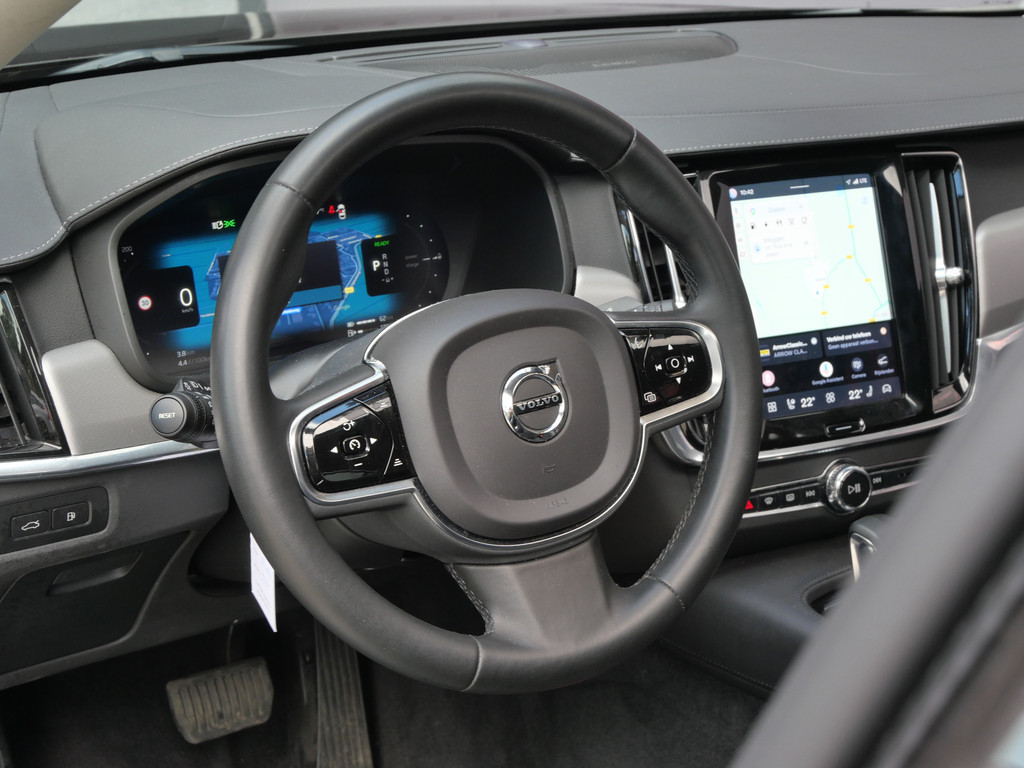 Volvo S90 2.0 T8 AWD PLUS BRIGHT | SOH 100%! | PANORAMA | A.C.C | TREKHAAK | CARPLAY | NL-AUTO!! 56455081-22.jpg | Autobedrijf Wil van der Tol