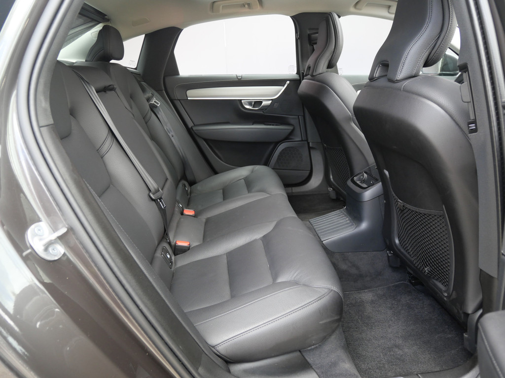 Volvo S90 2.0 T8 AWD PLUS BRIGHT | SOH 100%! | PANORAMA | A.C.C | TREKHAAK | CARPLAY | NL-AUTO!! 56455081-7.jpg | Autobedrijf Wil van der Tol