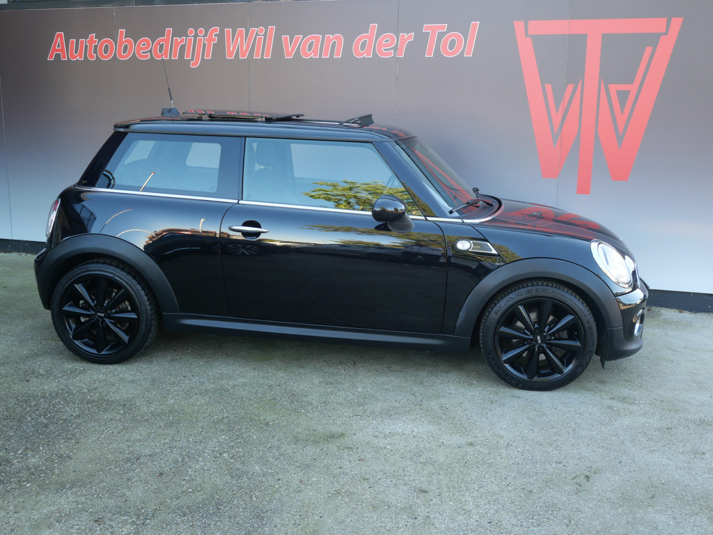MINI One 1.6 BAKERSTREET | PANORAMA | NAVIGATIE | CRUISE | NIEUWE APK!! 57125431-0.jpg | Autobedrijf Wil van der Tol